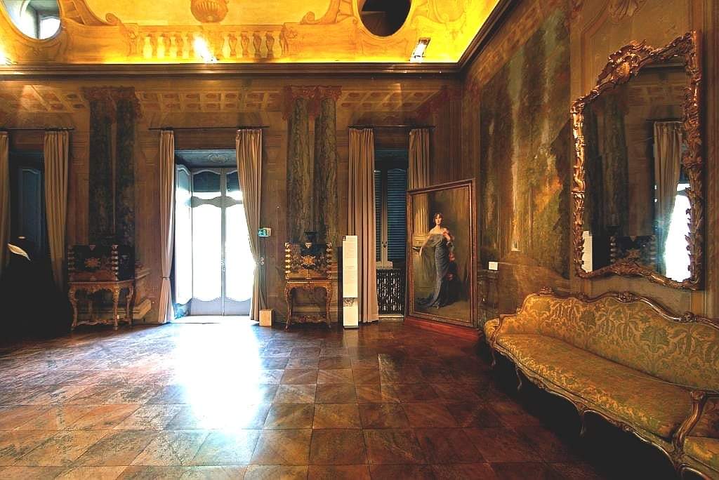 Tra interno ed esterno: conoscere lo stile eclettico romano del villino Boncompagni Ludovisi